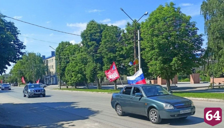 В Петровске День России отметили авто- и велопробегами